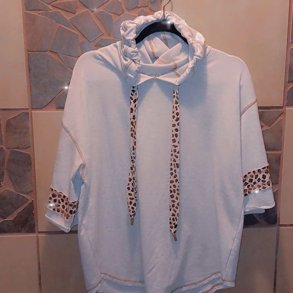 JODIFL White Hoodie with Leopard Accents